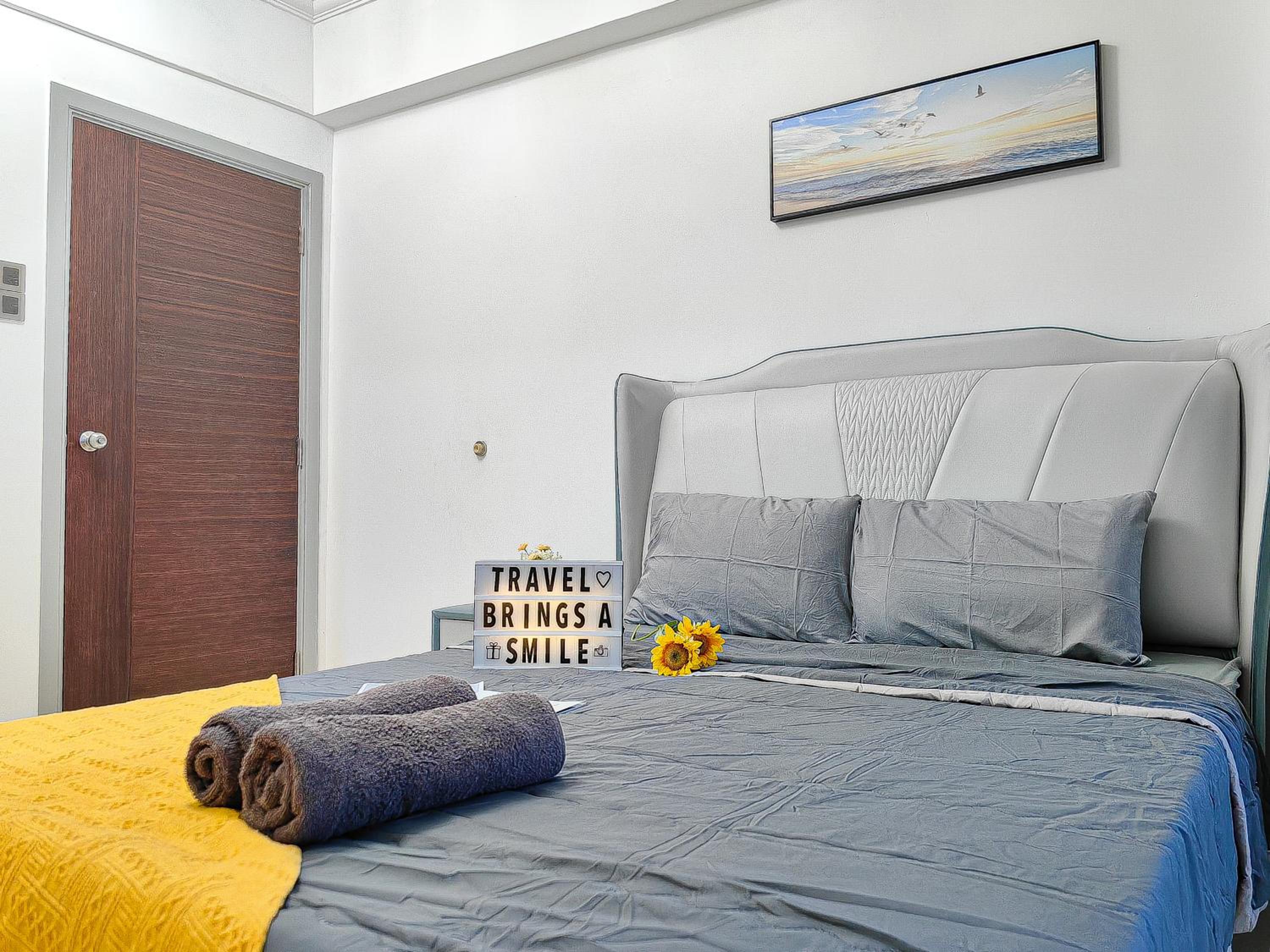Jacuzzi,Loft,Highest Floor,SG city View,10min to CIQ