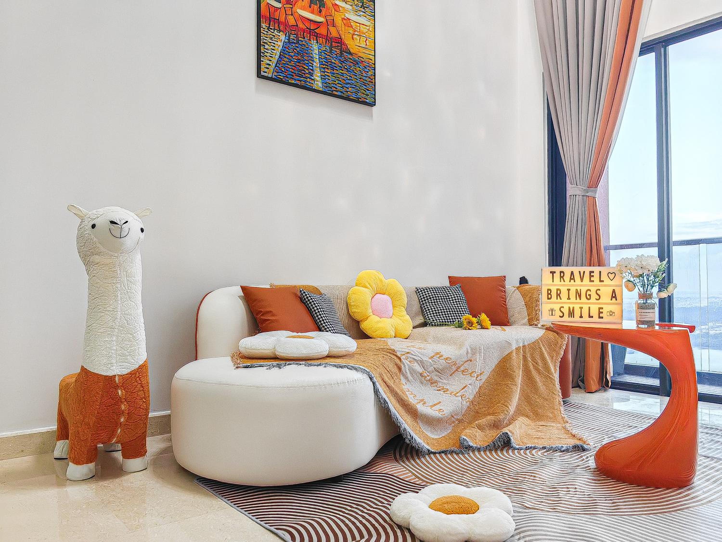 Jacuzzi,Loft,Highest Floor,SG city View,10min to CIQ