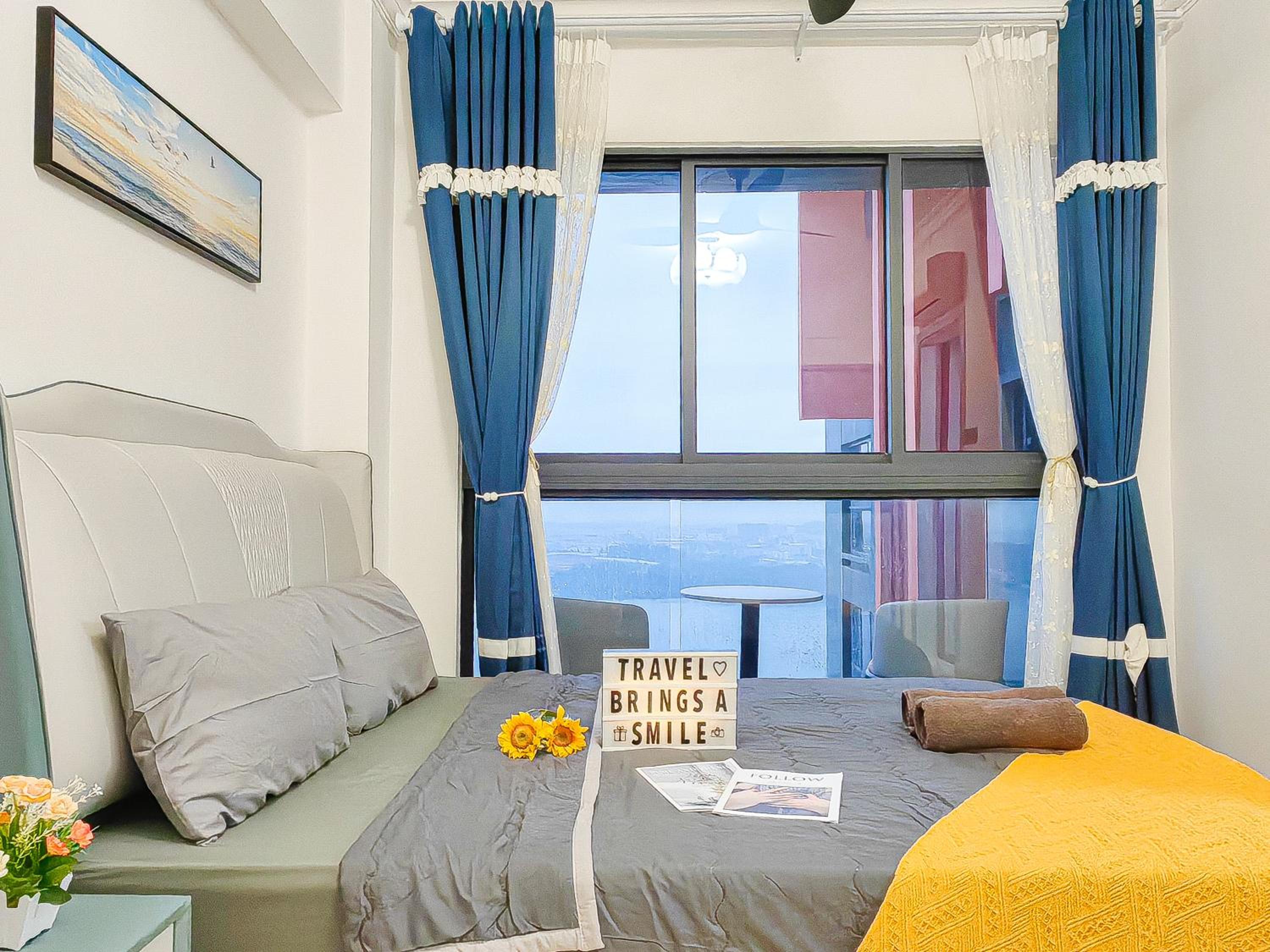 Jacuzzi,Loft,Highest Floor,SG city View,10min to CIQ