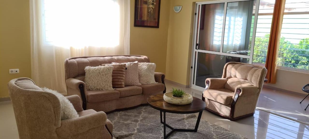 Zeyden Place Apt
