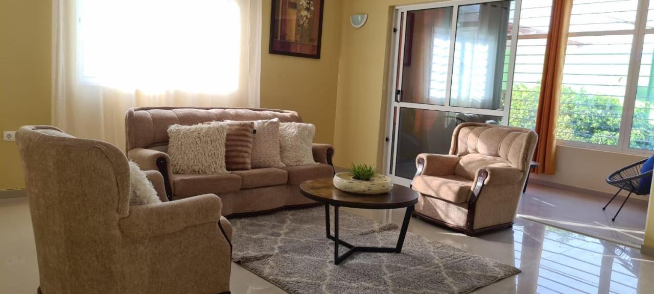 Zeyden Place Apt