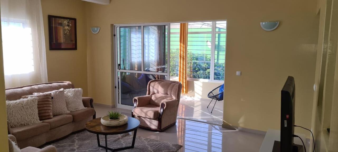 Zeyden Place Apt