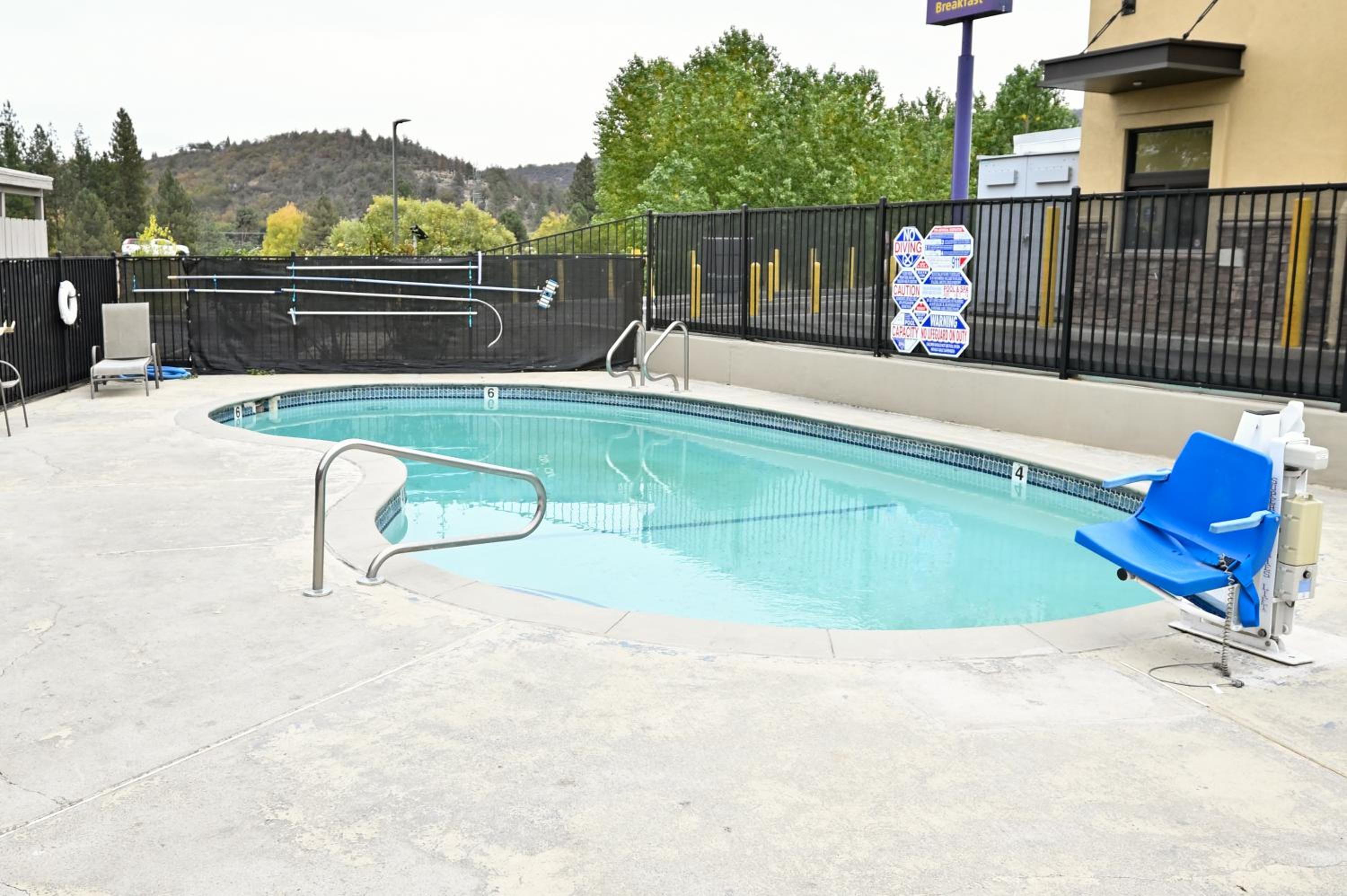 Yreka Vacations - Comfort Inn Yreka I-5 - Property Image 17