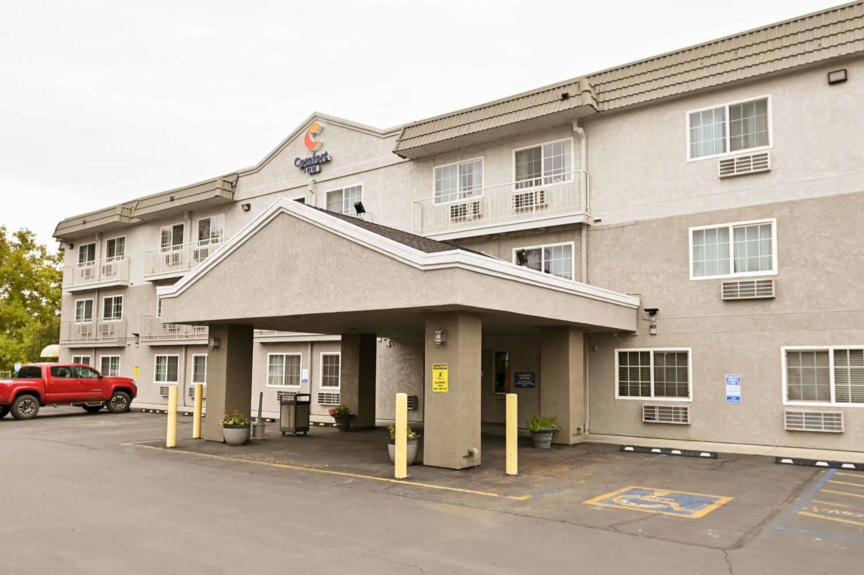 Yreka Vacations - Comfort Inn Yreka I-5 - Property Image 19