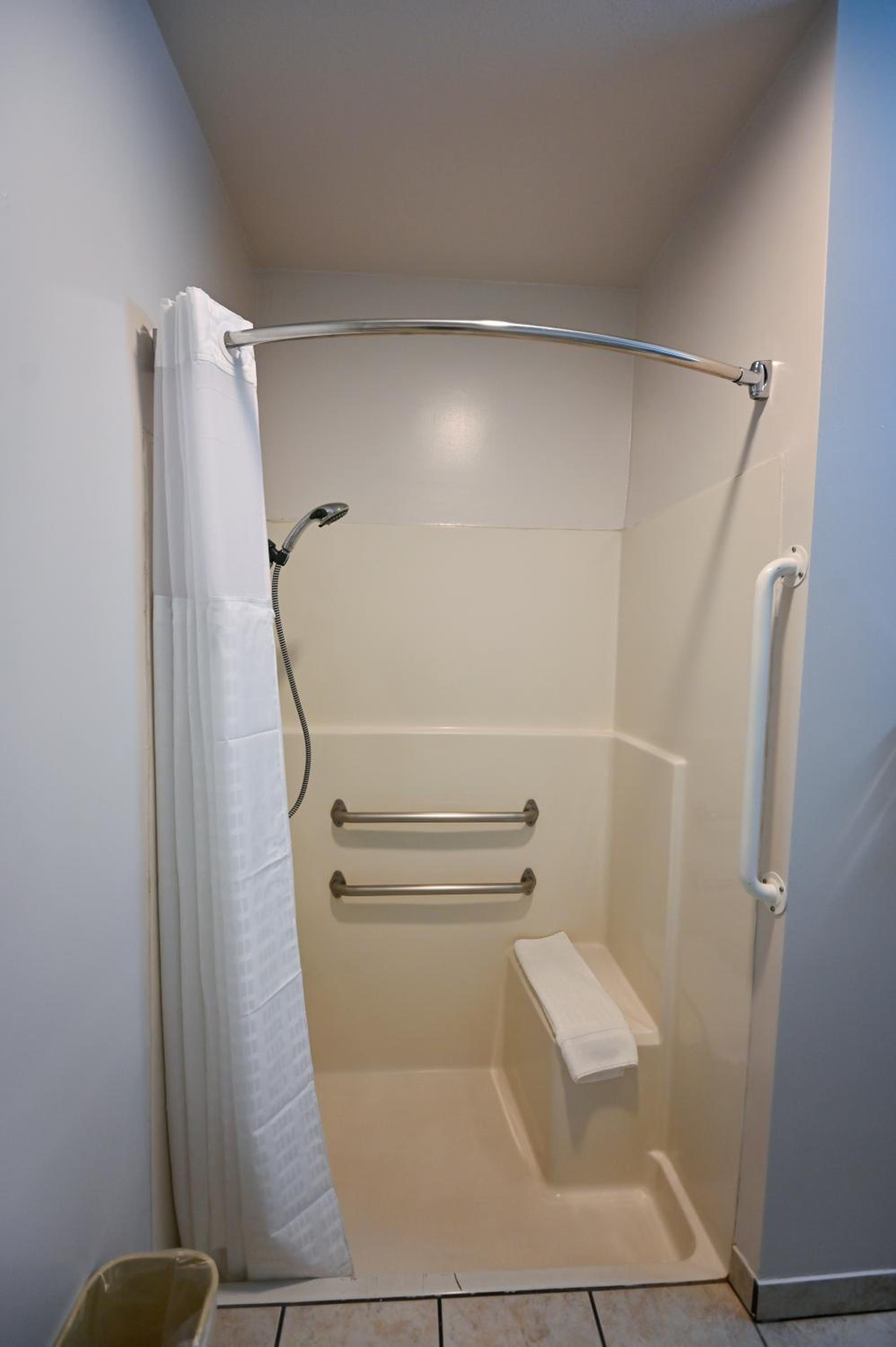 Yreka Vacations - Comfort Inn Yreka I-5 - Property Image 20
