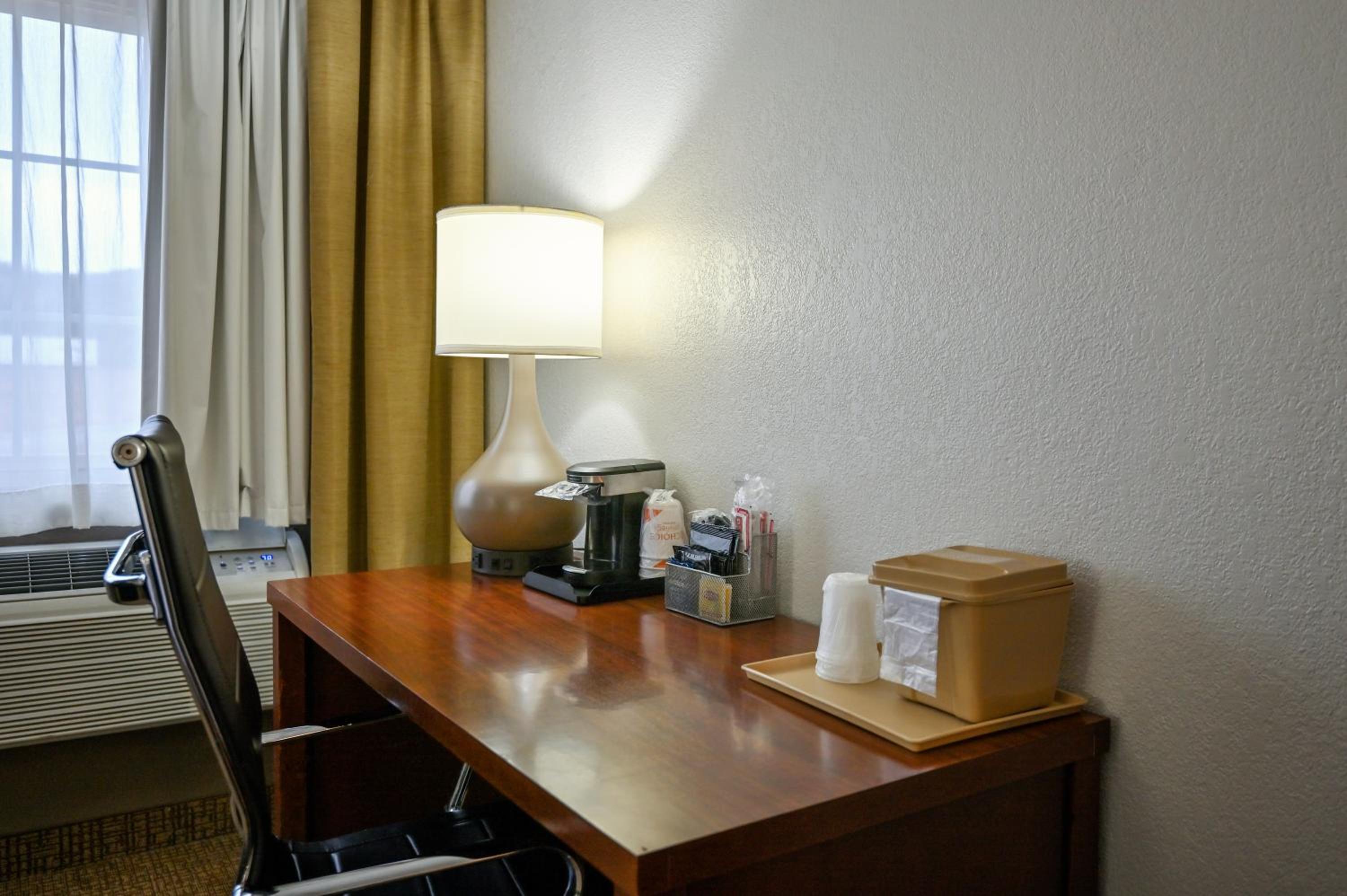 Yreka Vacations - Comfort Inn Yreka I-5 - Property Image 25