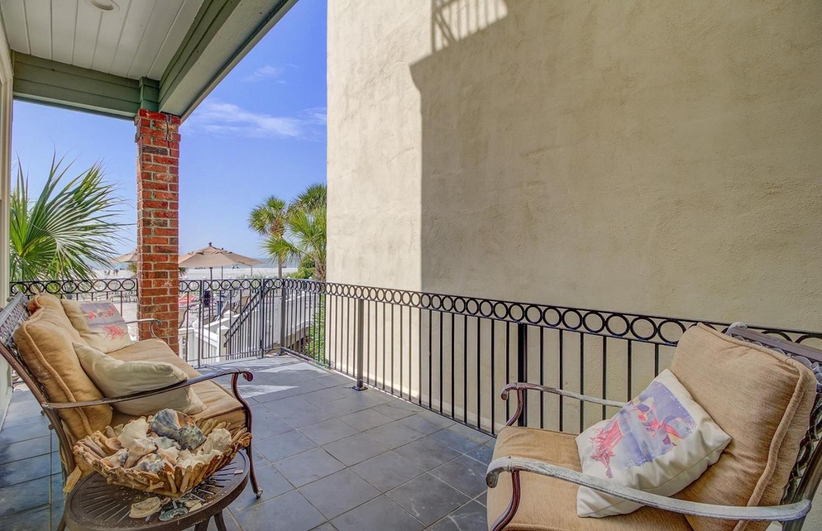109 Grand Pavilion by AvantStay Beachfront Views