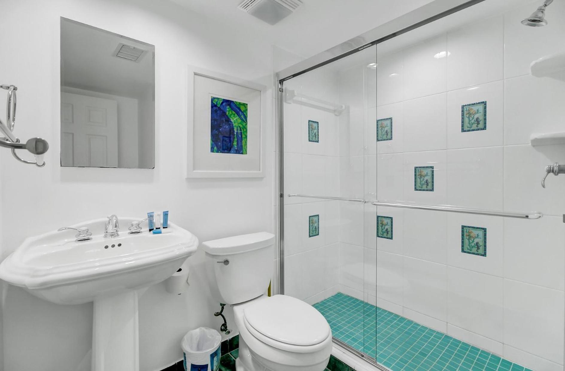 11E Mariners Walk by AvantStay Ocean Views Beachfront Living Shared Pool