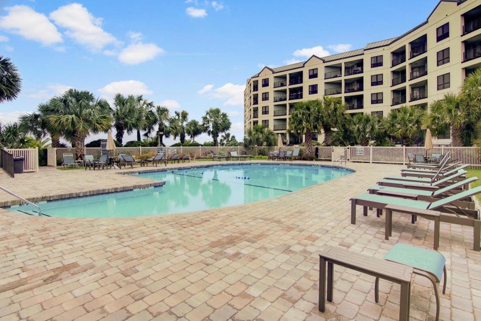 311 Summerhouse by AvantStay Beach Views Access to Community Pool