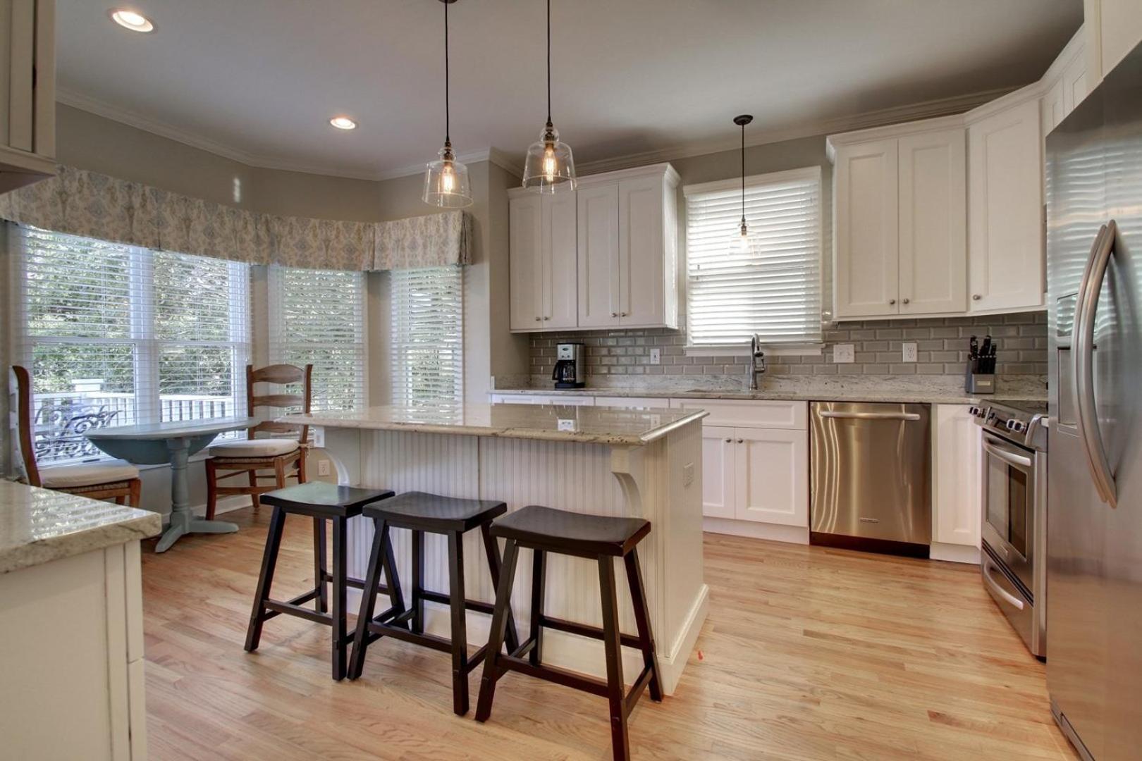 73 Grand Pavilion by AvantStay Corner Lot Porch