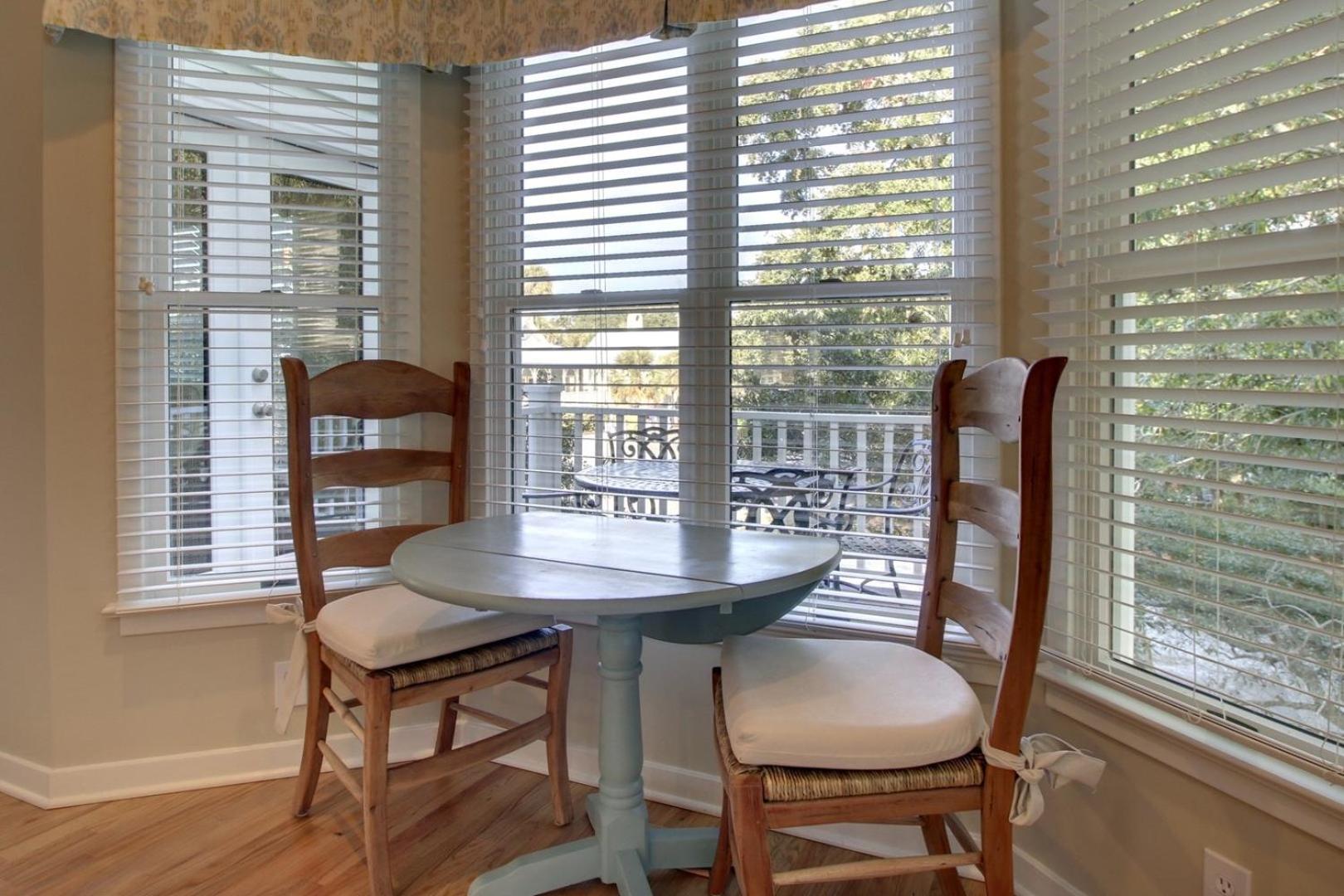73 Grand Pavilion by AvantStay Corner Lot Porch