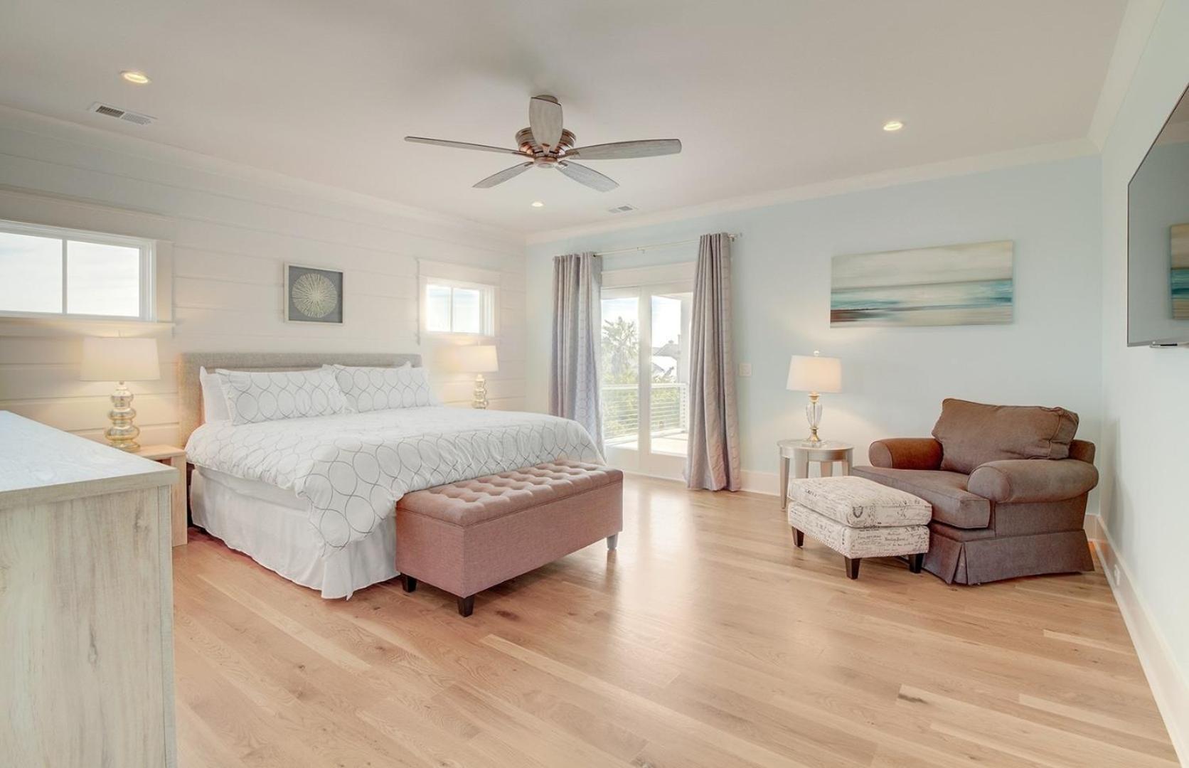 616 Carolina Boulevard by AvantStay Ocean Views from Decks