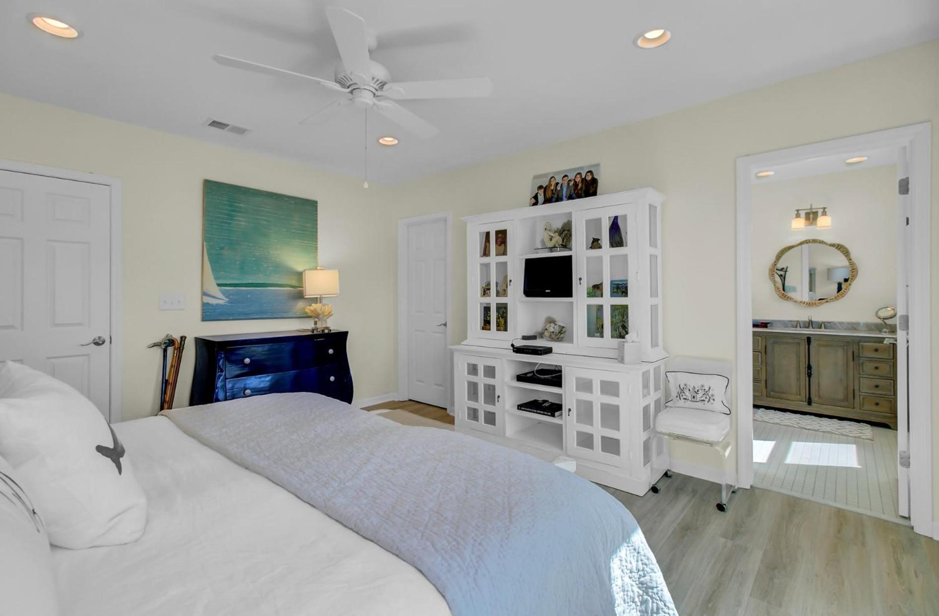 26 Morgans Cove Drive by AvantStay Unique Marina Location