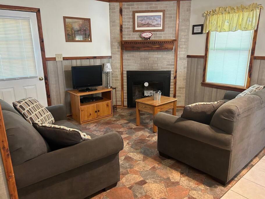 Two Bedroom Cozy Cabin #14 on Patoka Lake in Southern Indiana view 2