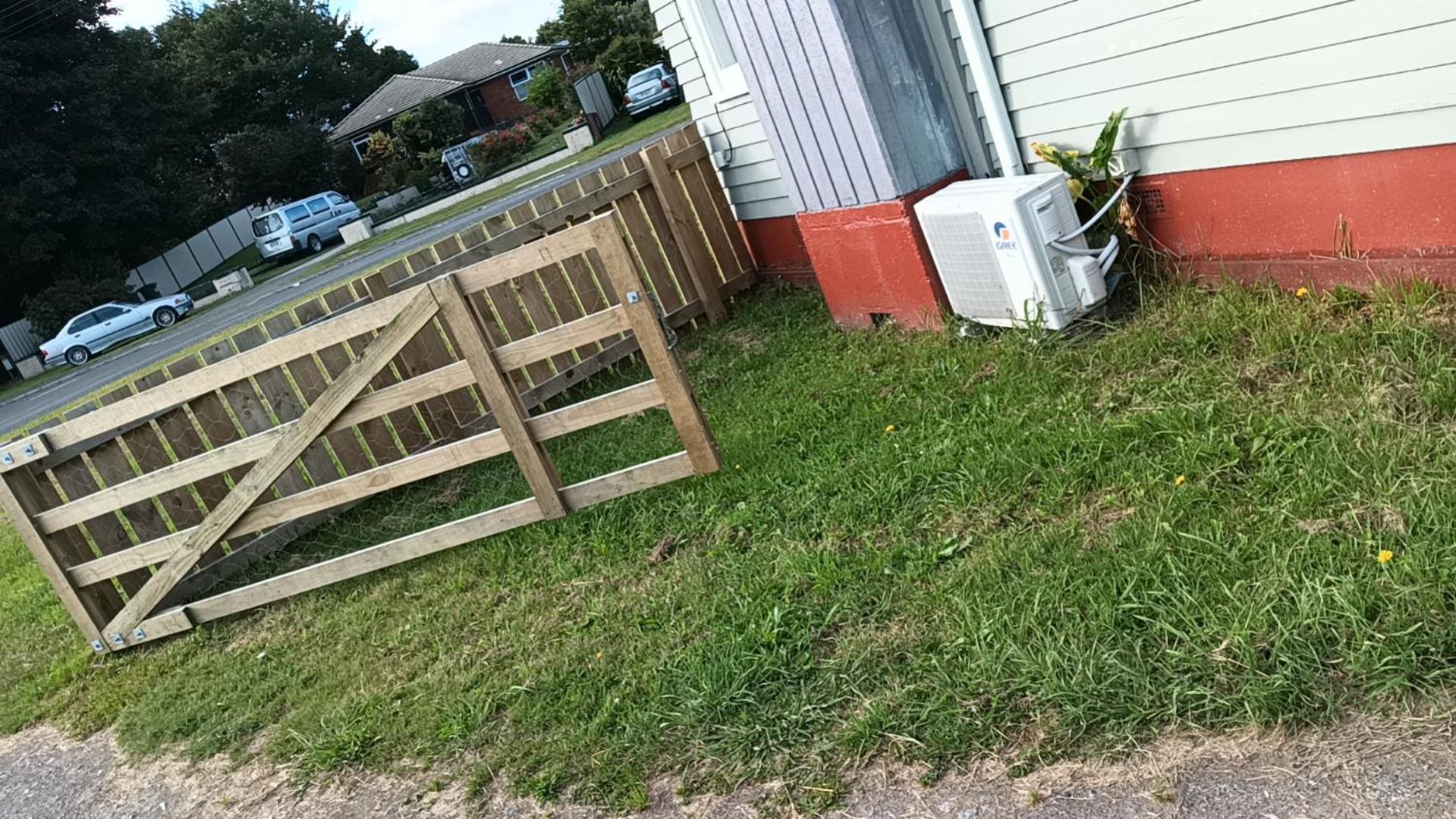 Photo 33