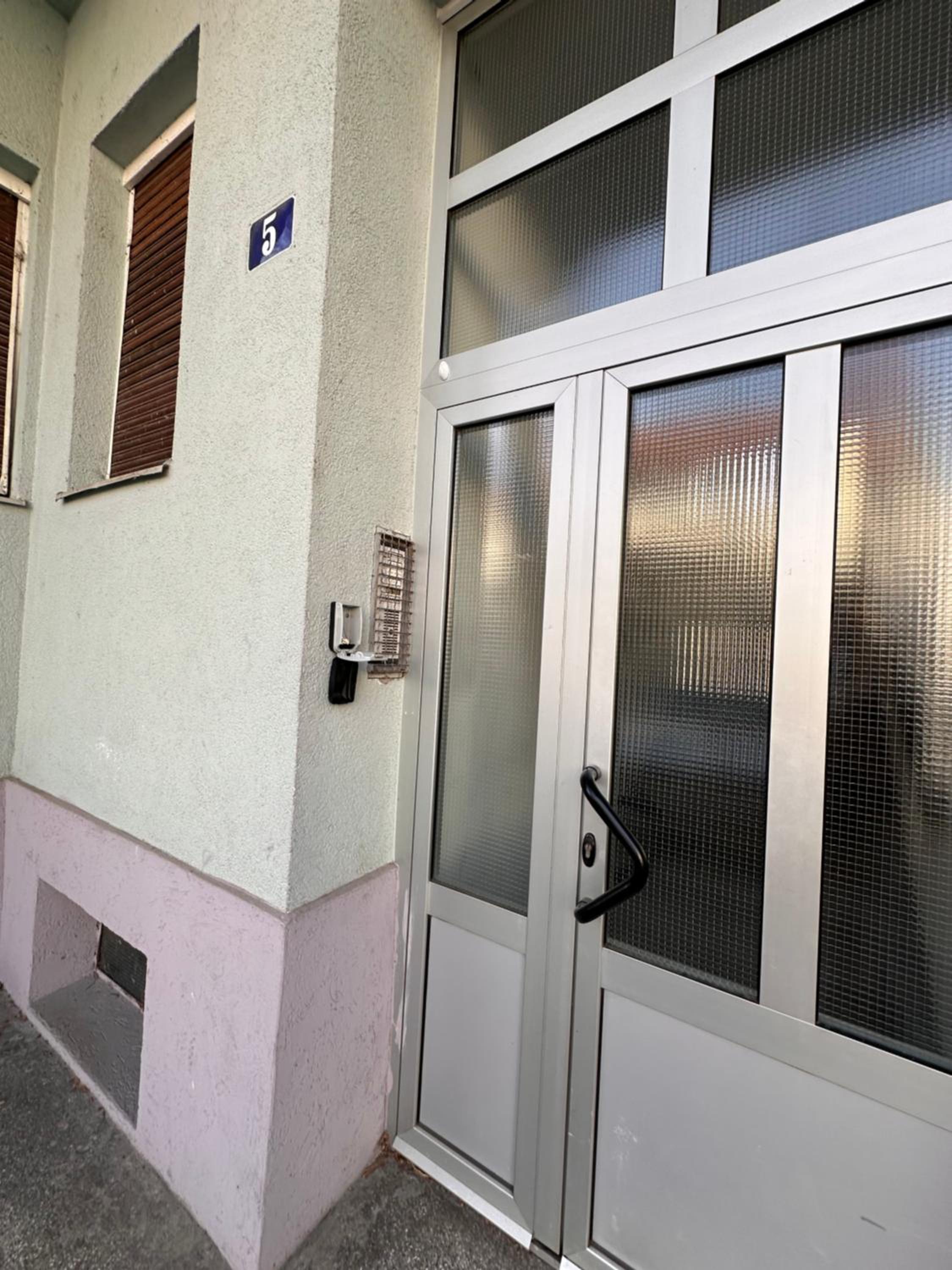 Hotel Apartman Pannonica Pin 0-24h - Image 1