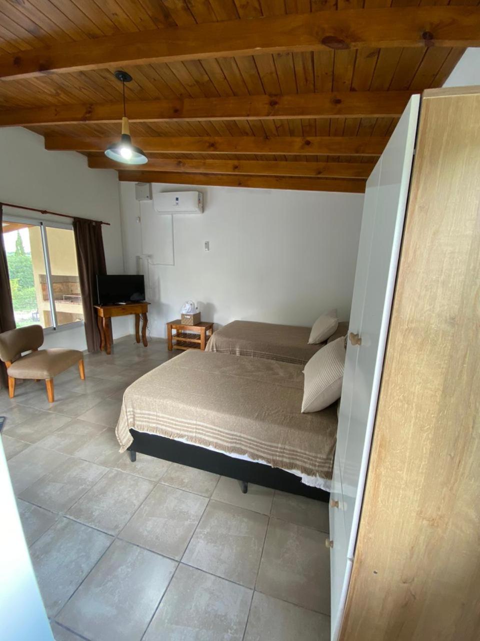 Lo de Almada Cabañas&Suites