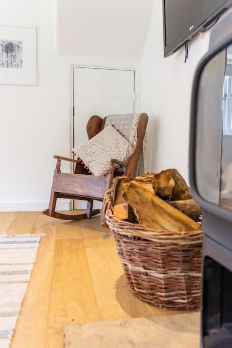 Self contained annexe in the Vale of Belvoir. view 3