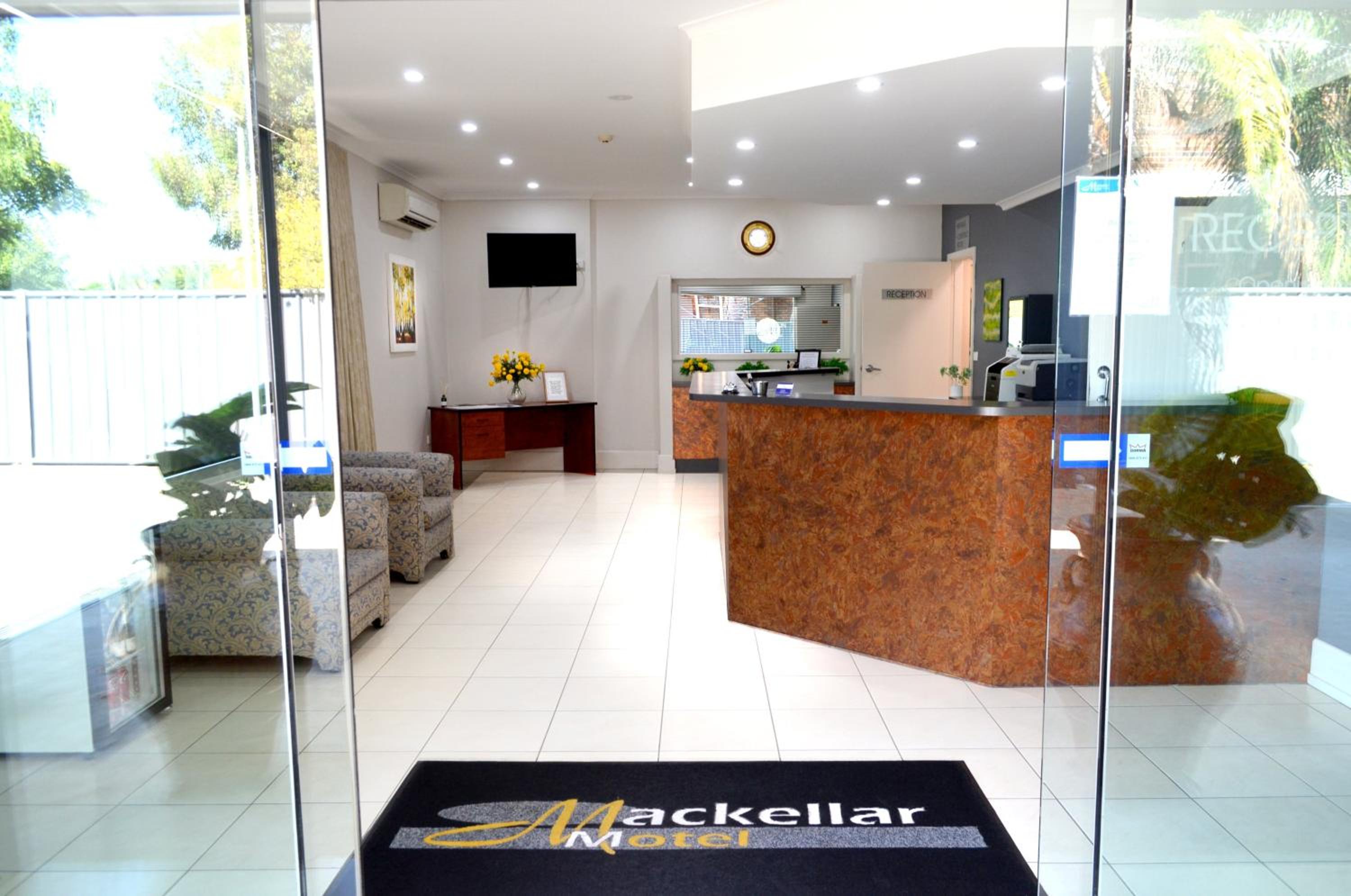 Mackellar Motel