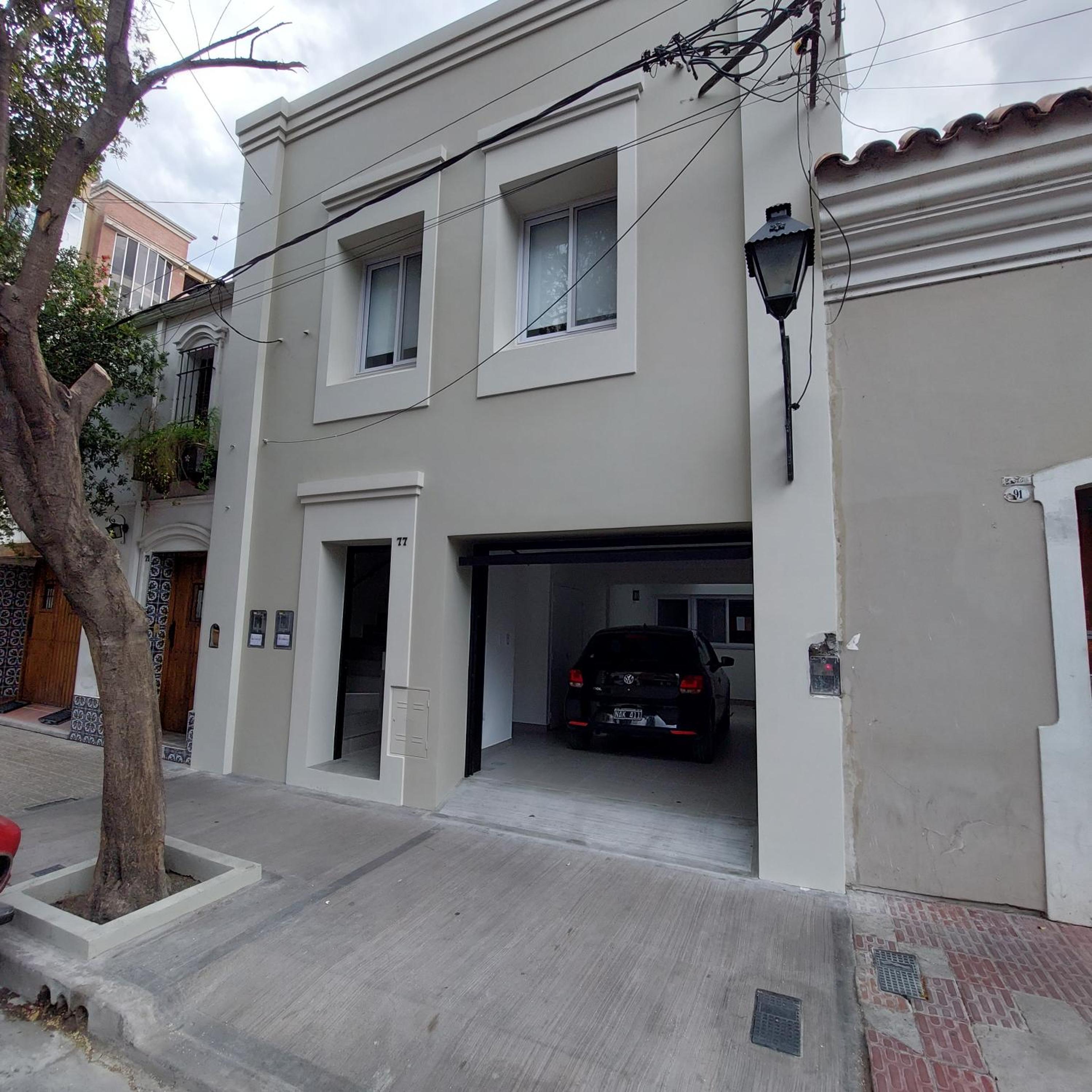 Departamento Salta - Calle Santiago