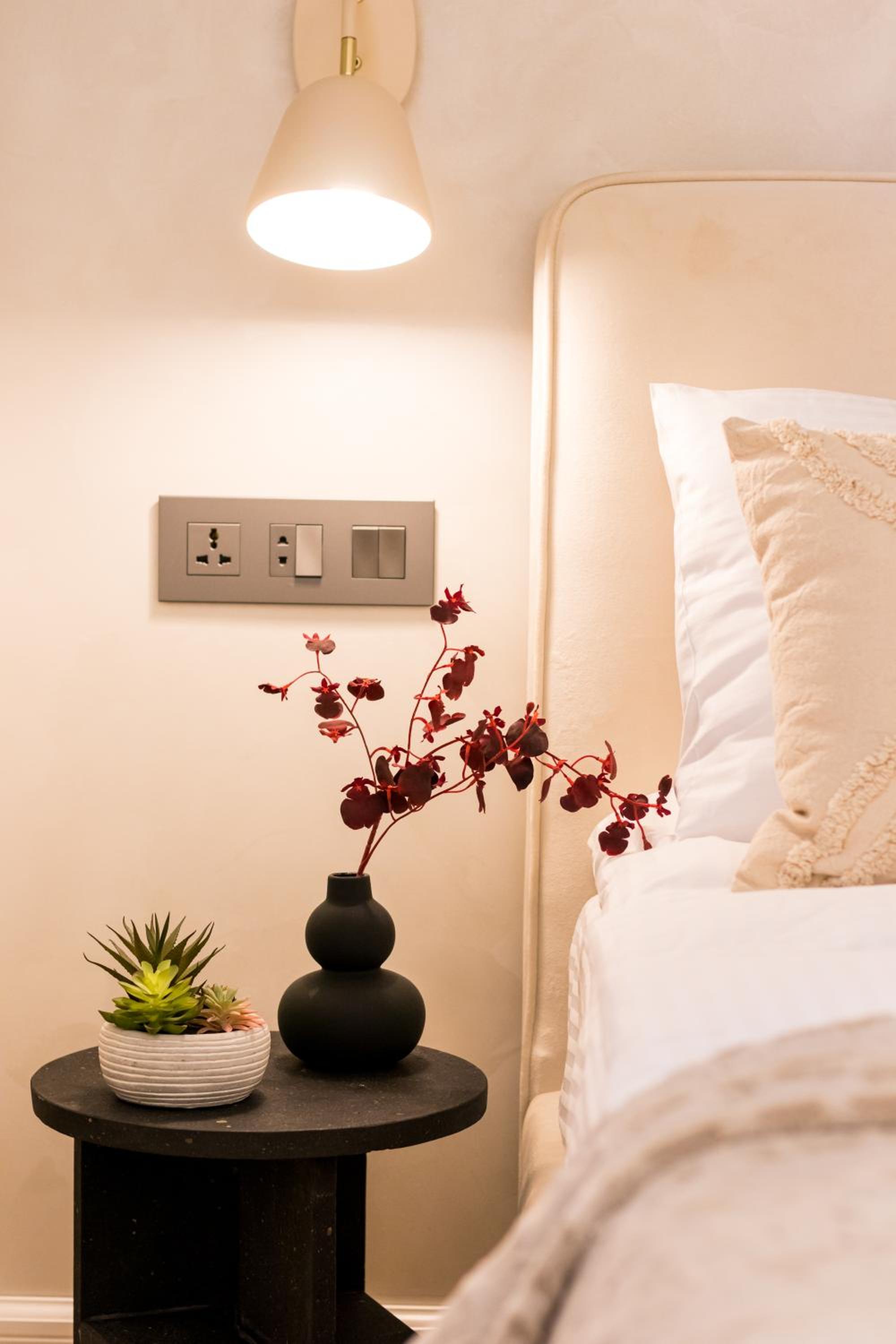 hotelise l Arcstone Apartment