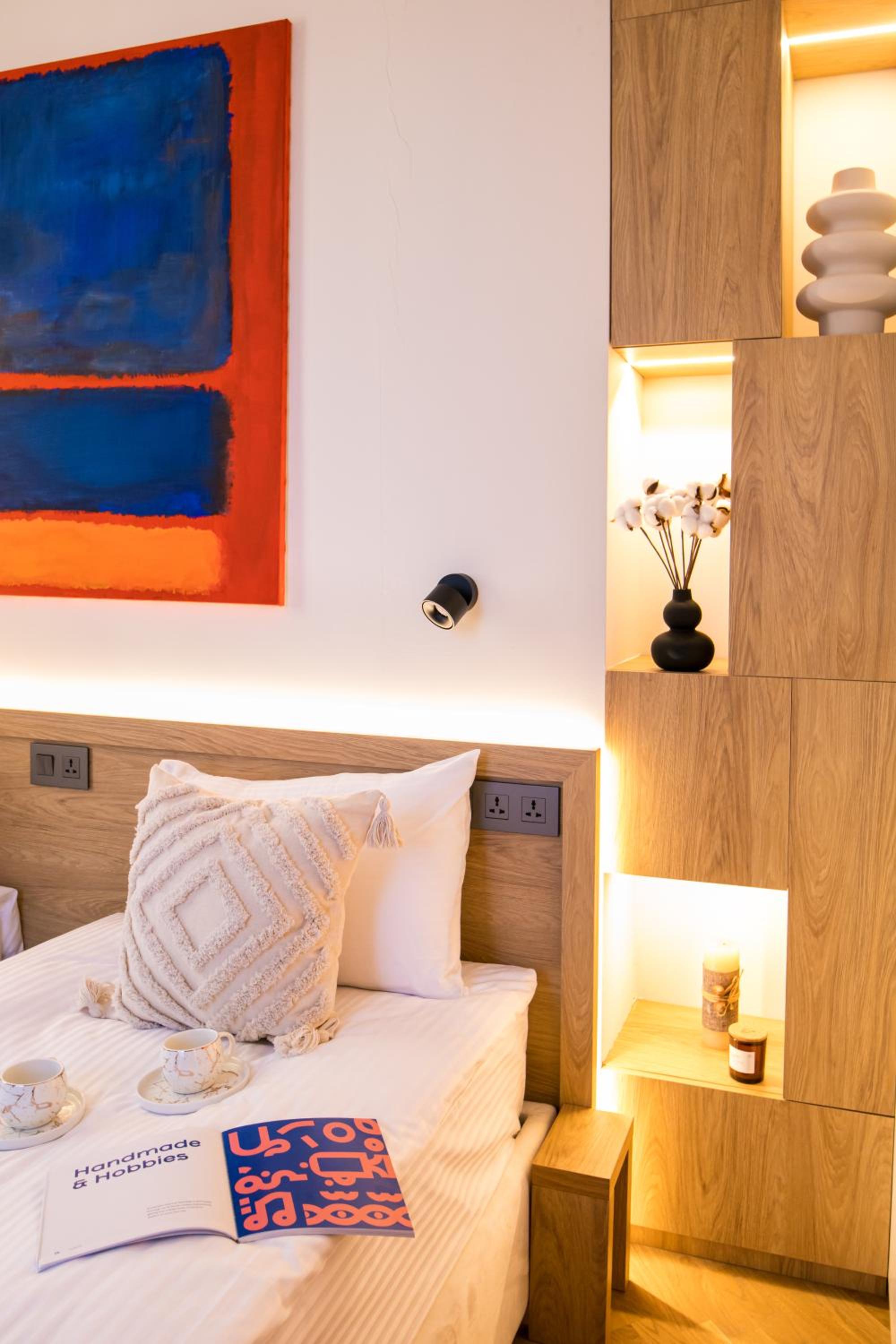 hotelise l Arcstone Apartment