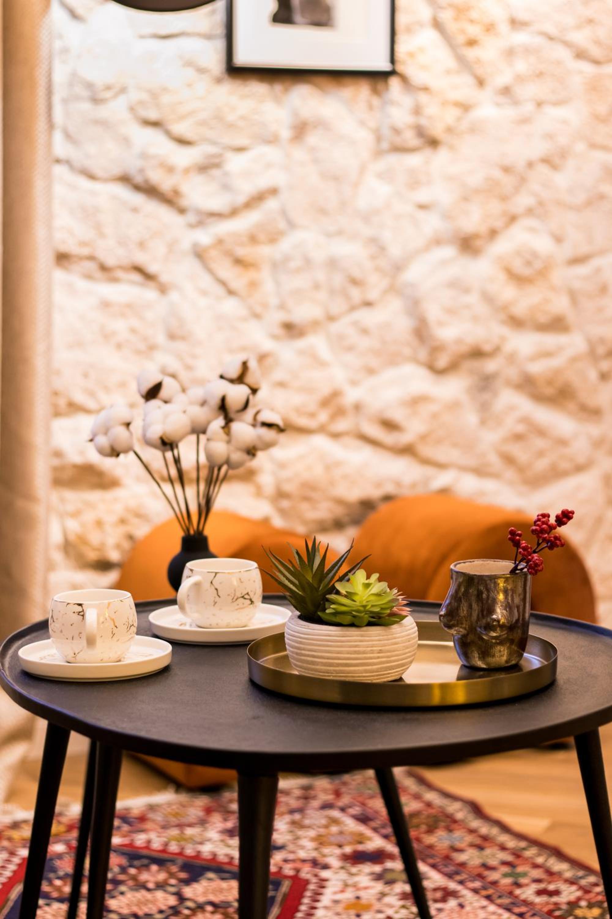 hotelise l Arcstone Apartment