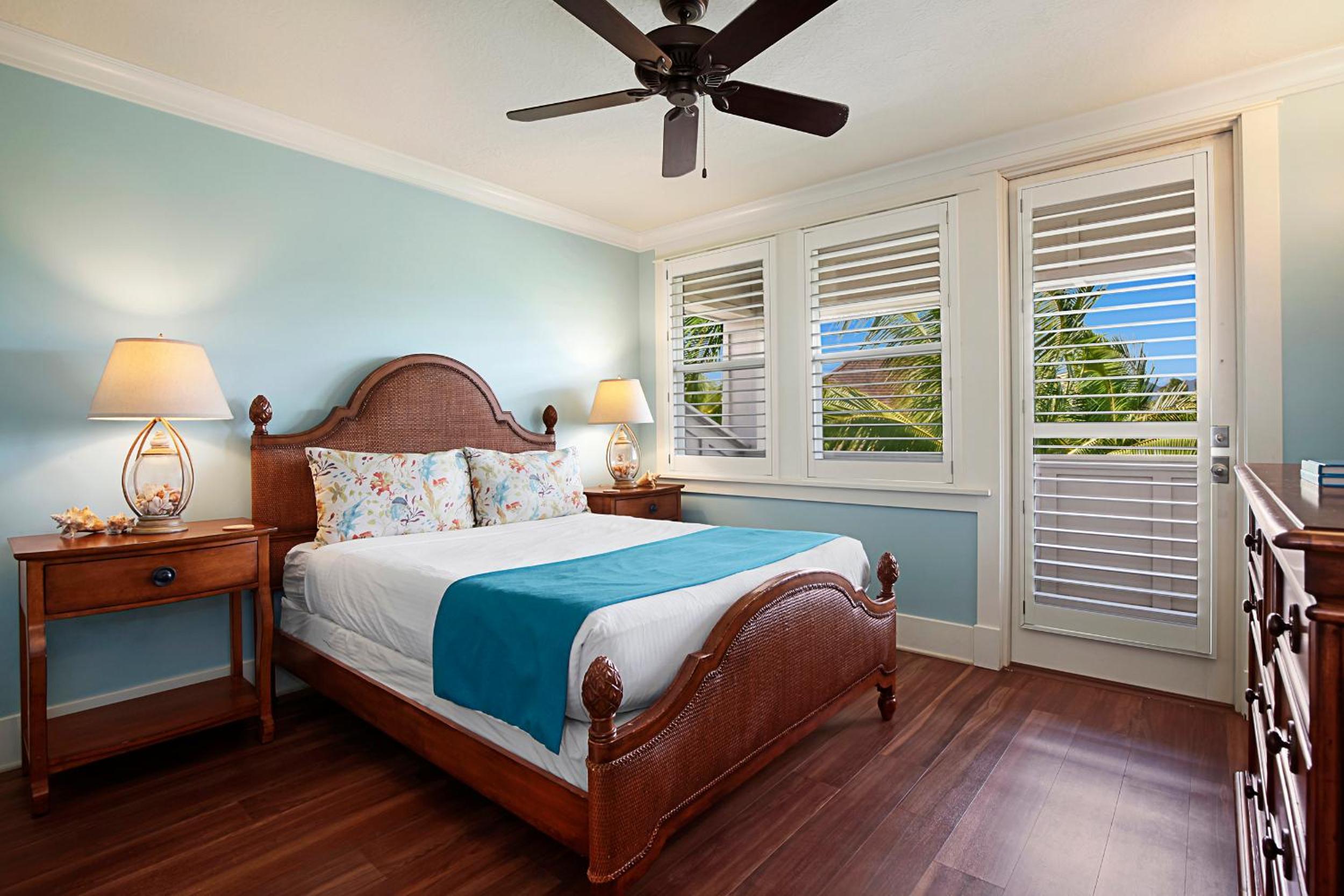 Luxury Oceanview 4BR Penthouse In Poipu