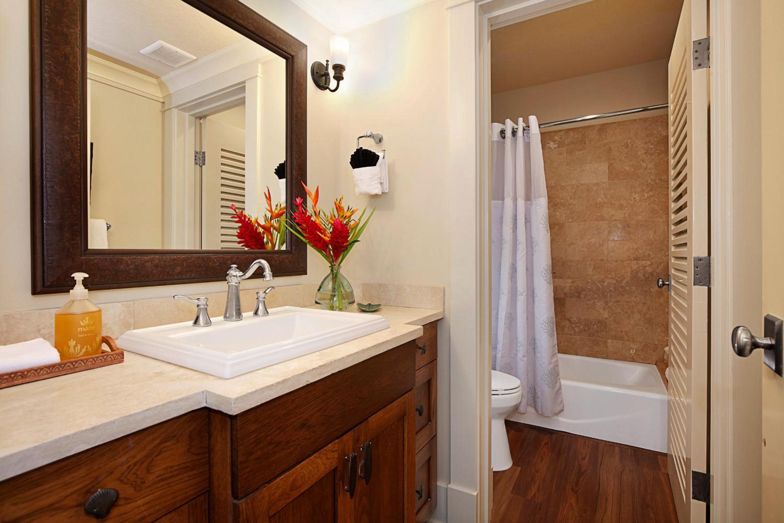 Luxury Oceanview 4BR Penthouse In Poipu