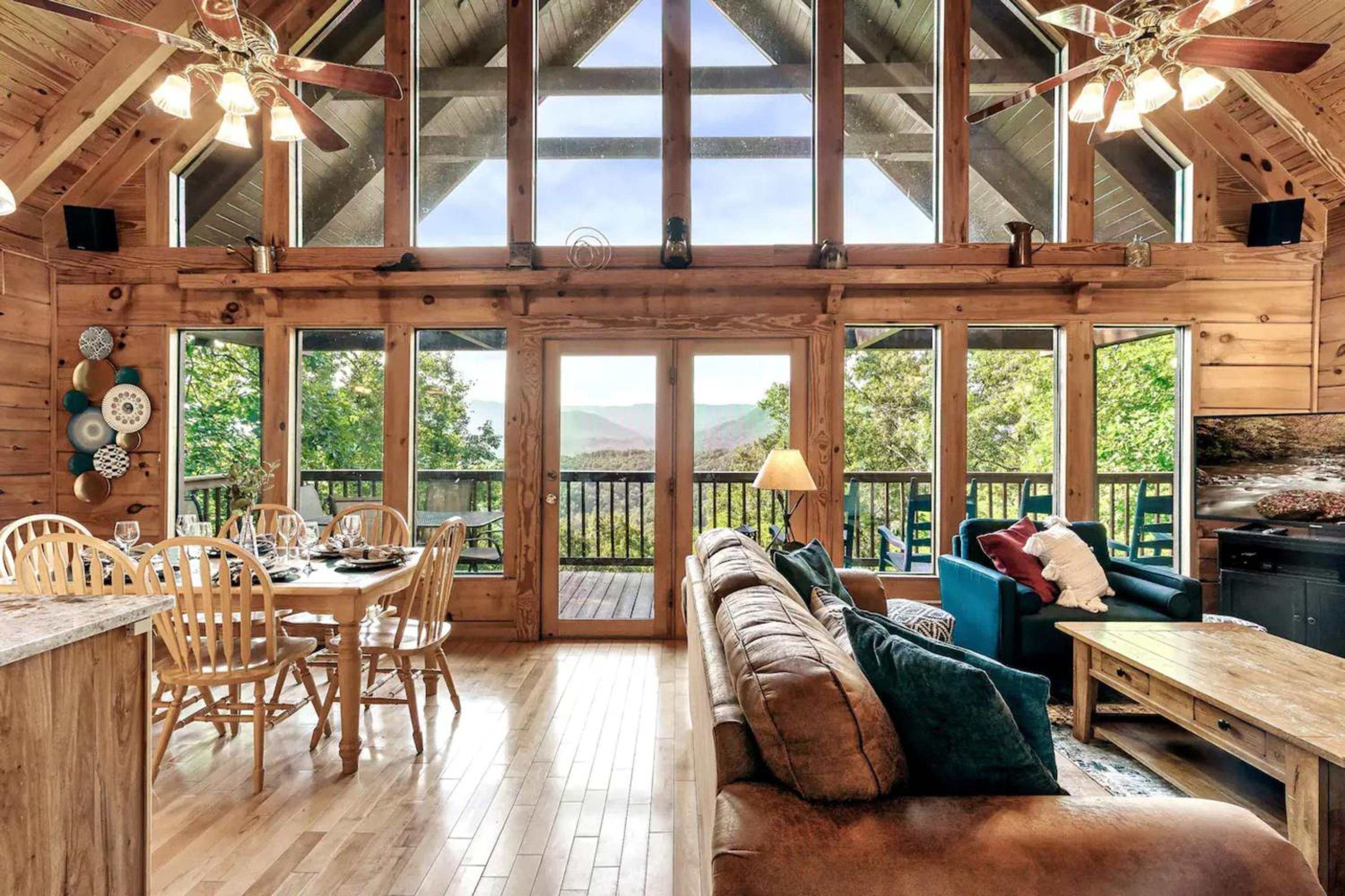 Mountain View Cabin with Hot Tub, Fire Pit & Deck view 5