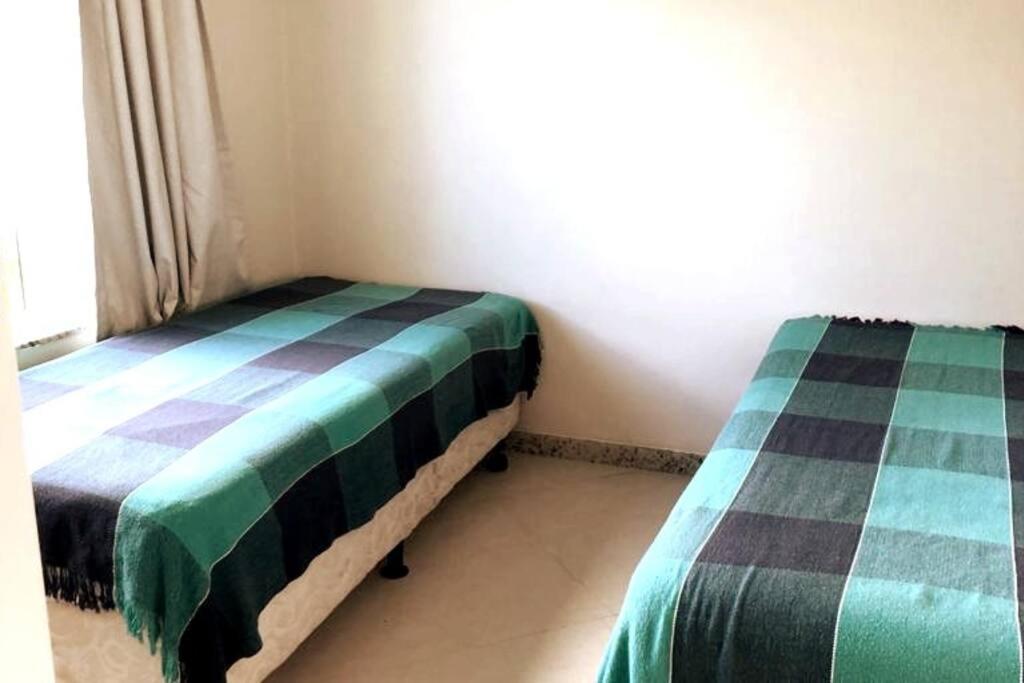 CASA DE PRAIA NO CONDOMÍNIO PARAÍSO, GUARAJUBA