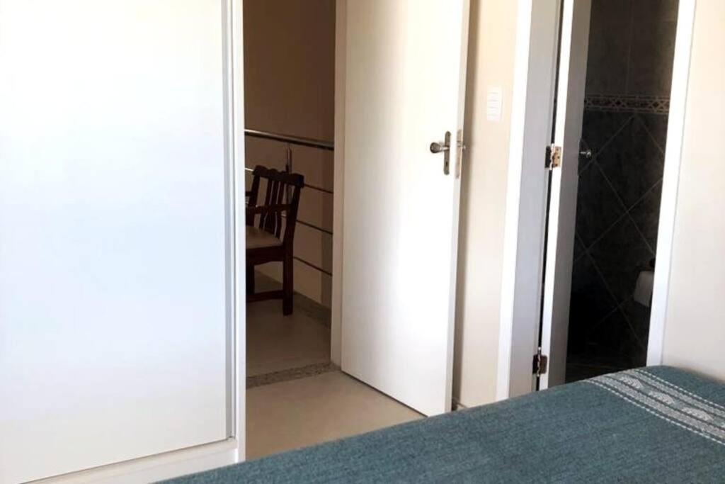CASA DE PRAIA NO CONDOMÍNIO PARAÍSO, GUARAJUBA