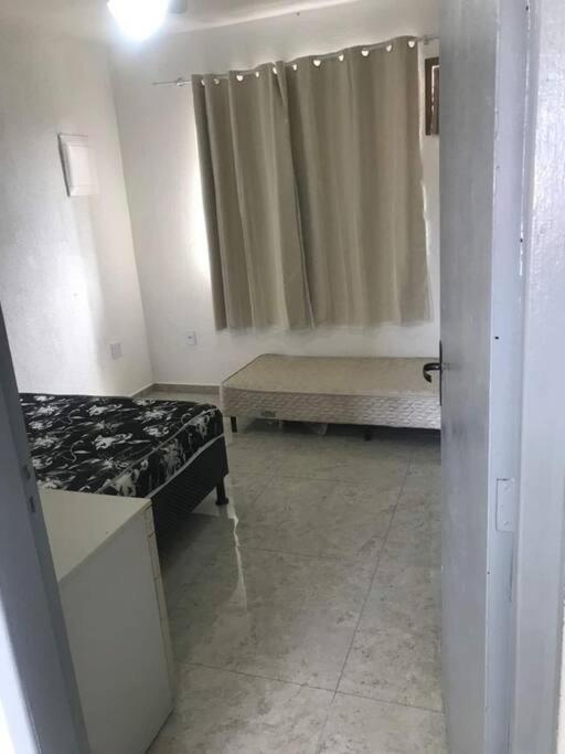 Casa com piscina, grande e espaçosa no Condomínio dos Pássaros