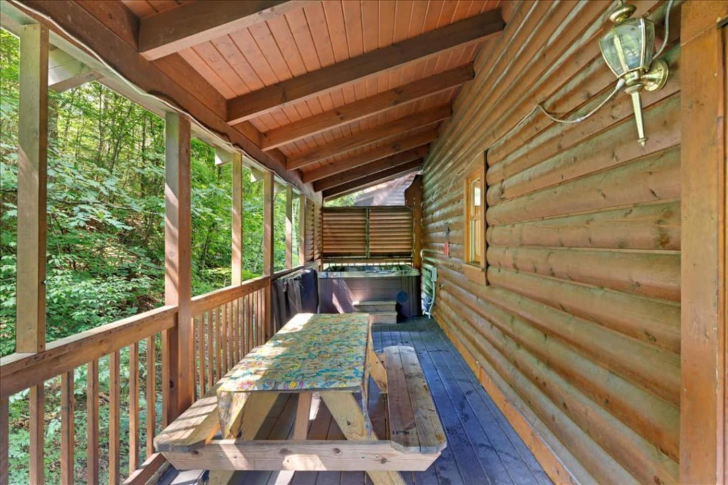 Pigeon Forge Family Cabin with Games & Hot Tub