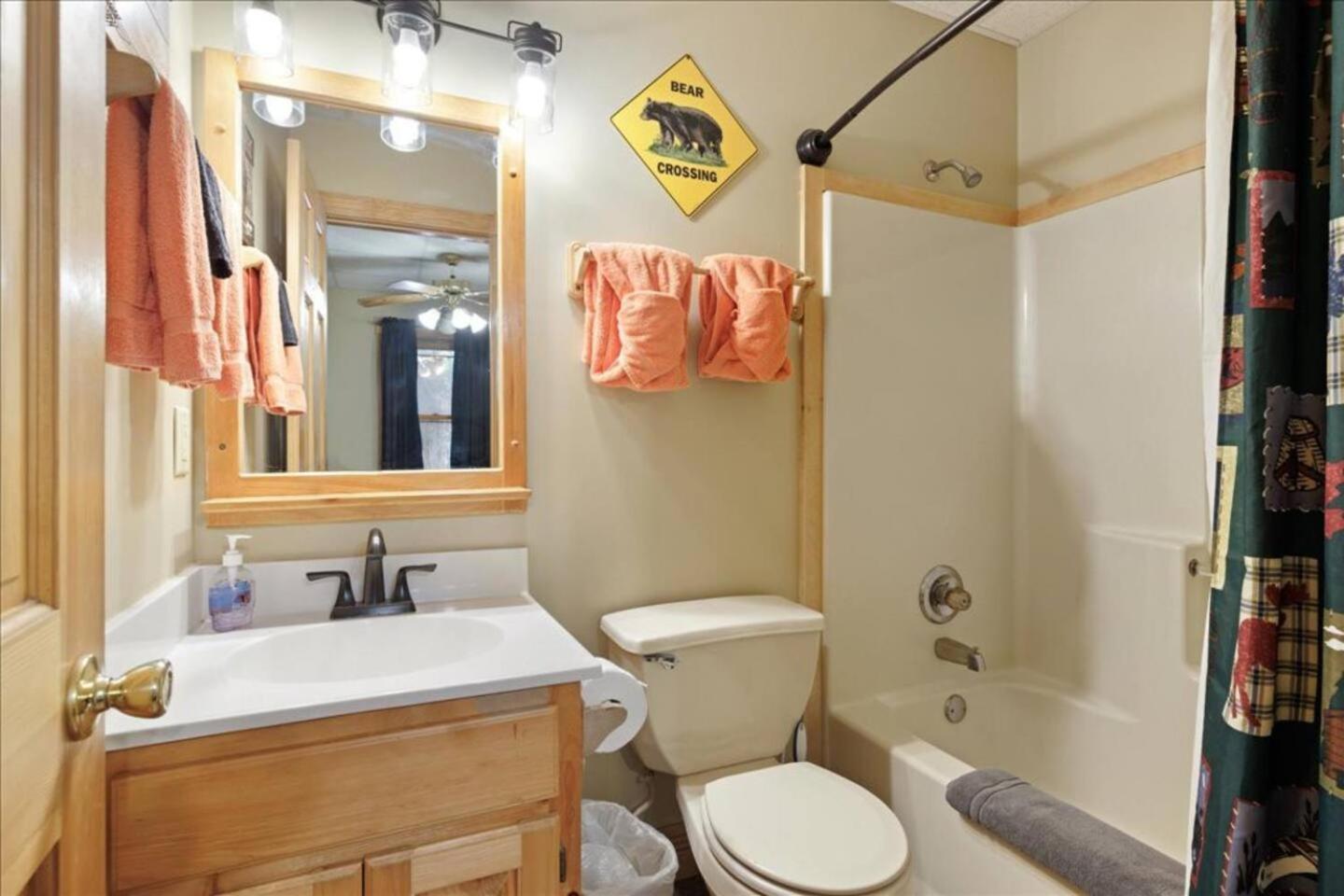 Pigeon Forge Family Cabin with Games & Hot Tub