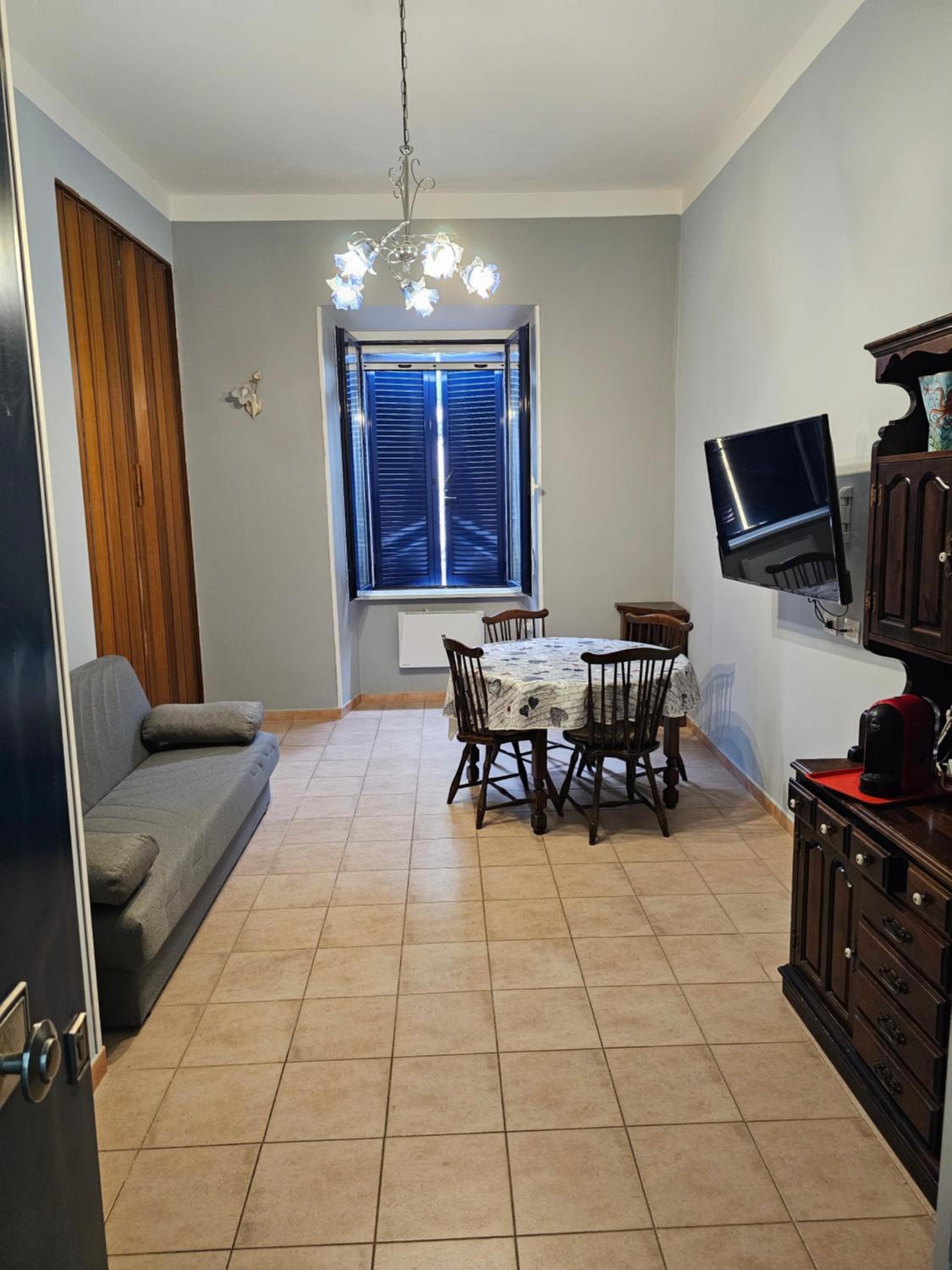 Fiuggiamo House