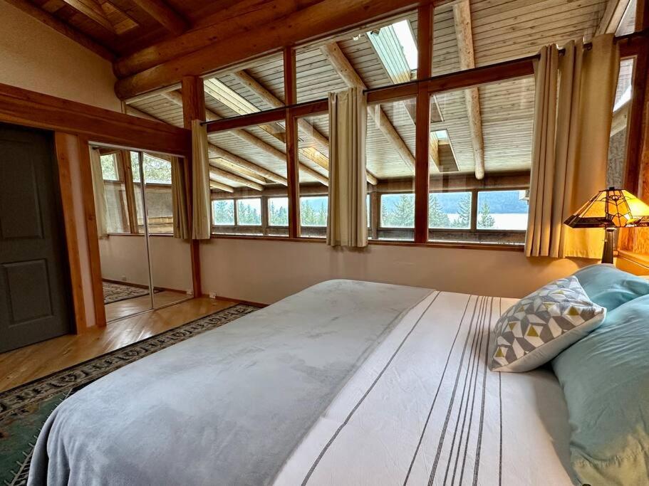 New Denver Lodge