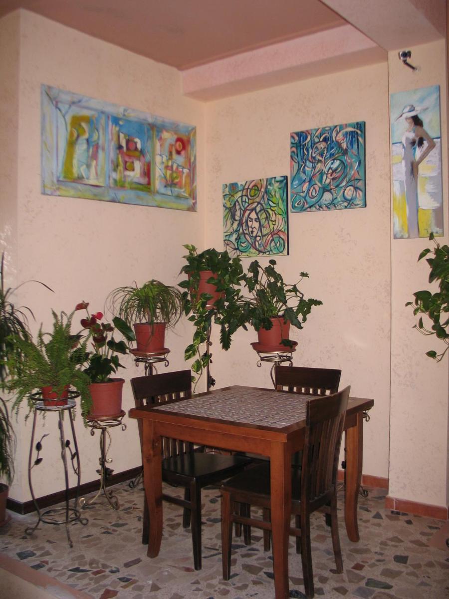 Photo 61