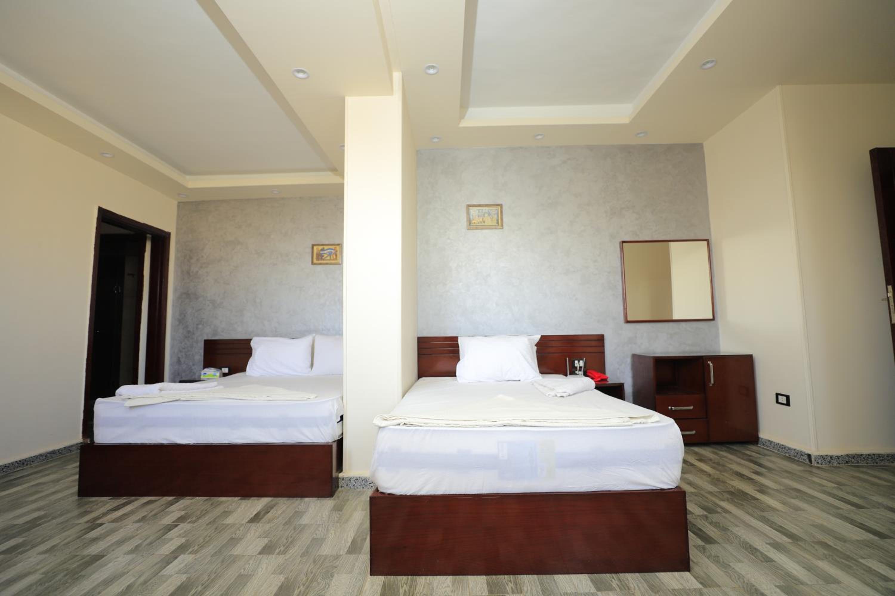 Grand Museum Pyramids View Hotel