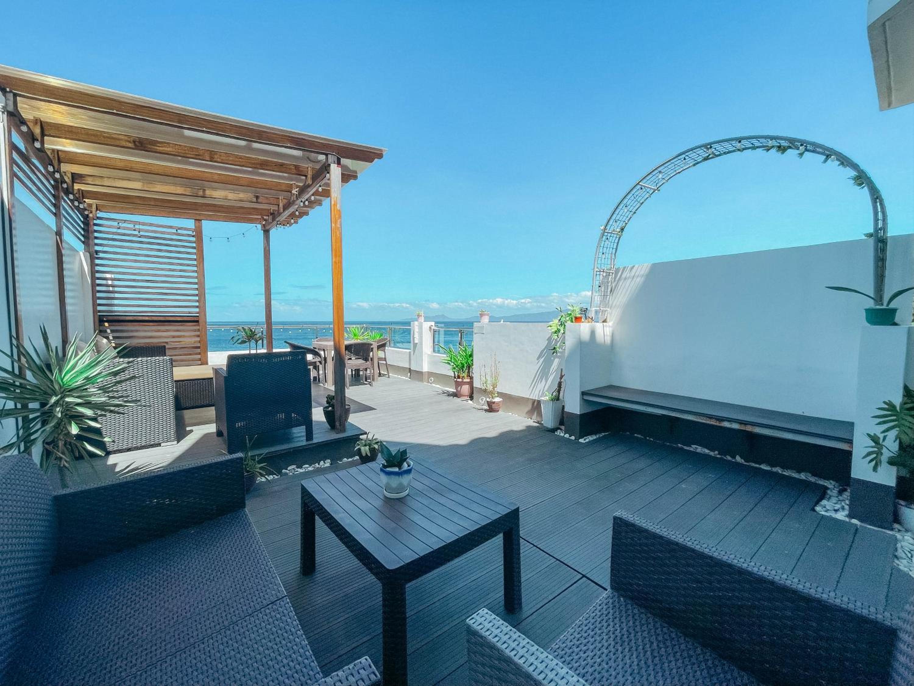 Casa Marco Suites Puerto Galera powered by Cocotel view 4