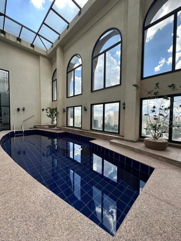 LUXUOSO HOTEL -ITAIM BIBI COM FARIA LIMA PISCINA AQUECIDA E SAUNA com MANOBRISTA