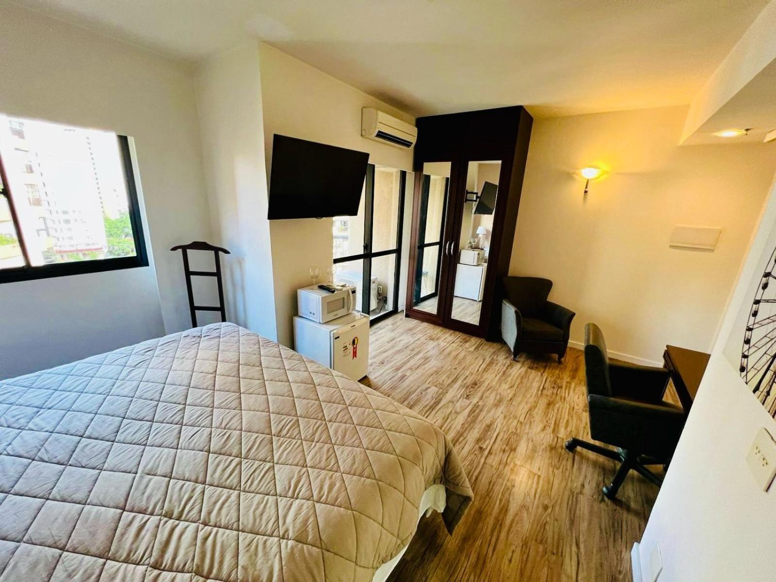 LUXUOSO HOTEL -ITAIM BIBI COM FARIA LIMA PISCINA AQUECIDA E SAUNA com MANOBRISTA