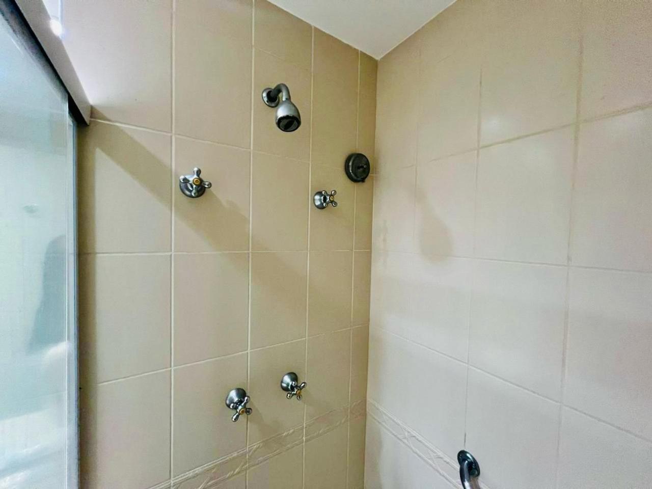LUXUOSO HOTEL -ITAIM BIBI COM FARIA LIMA PISCINA AQUECIDA E SAUNA com MANOBRISTA