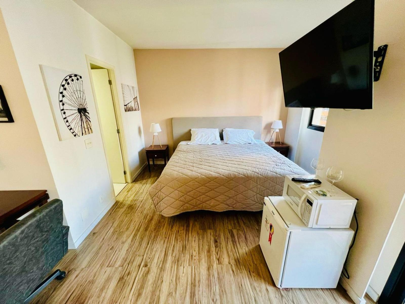 LUXUOSO HOTEL -ITAIM BIBI COM FARIA LIMA PISCINA AQUECIDA E SAUNA com MANOBRISTA