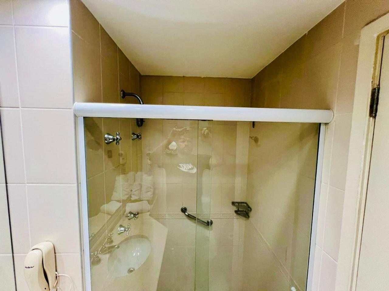 LUXUOSO HOTEL -ITAIM BIBI COM FARIA LIMA PISCINA AQUECIDA E SAUNA com MANOBRISTA