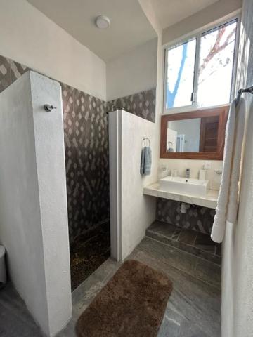 Casa Arrecife Troncones - a few steps from the beach