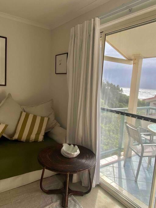 Casa Tropicana in Aqua Luna Resort - 1 BedRoom Ocean Views Surfs up!