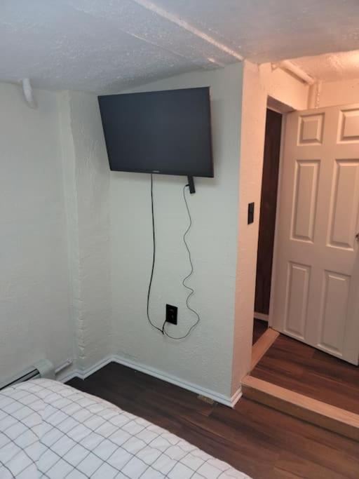 Mount Vernon Vacations - The Subterranean Haven - Property Image 8