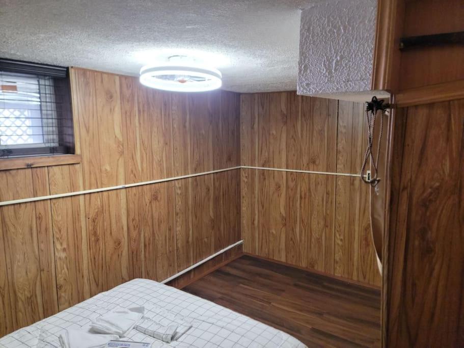 Mount Vernon Vacations - The Subterranean Haven - Property Image 15