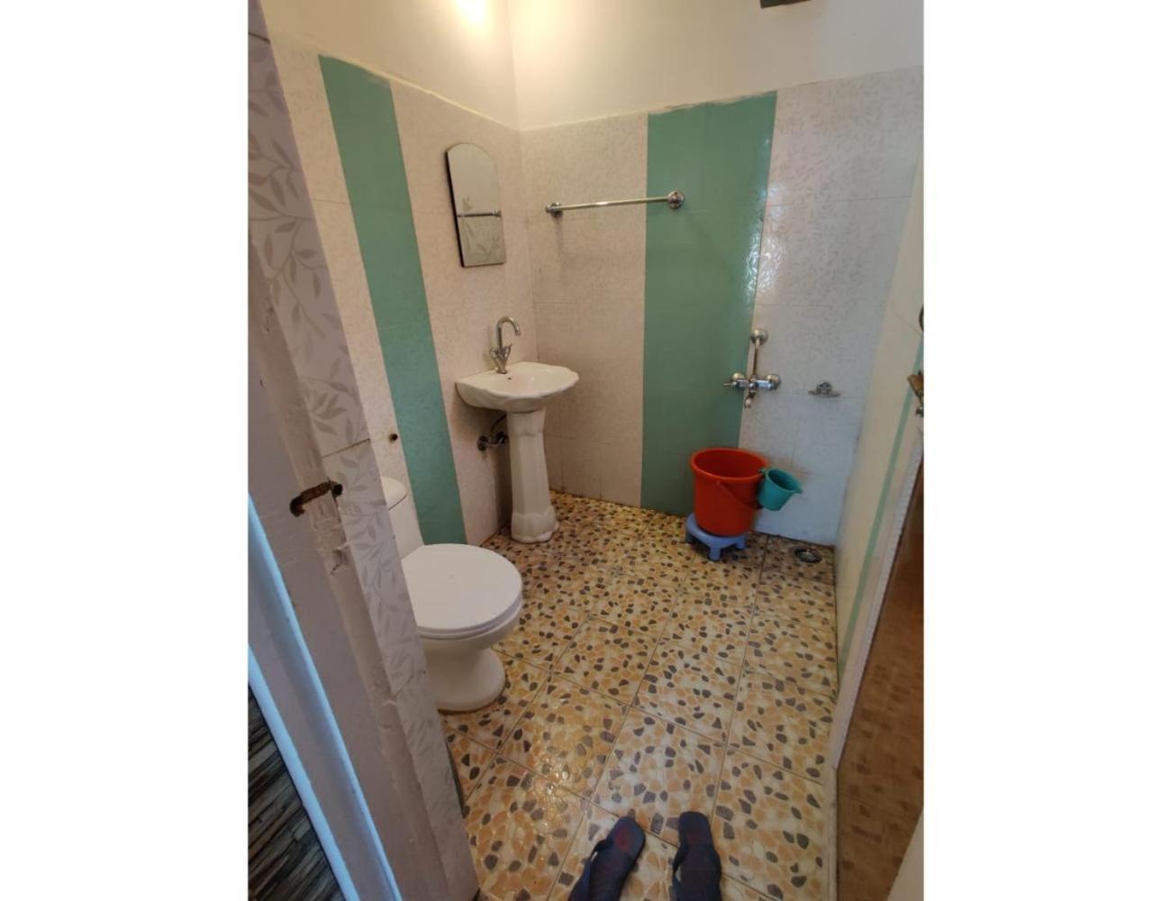 Blue Diamond Guest House,Pahalgam view 5